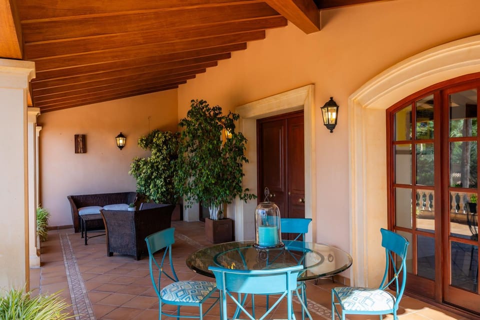 Property building, Living room