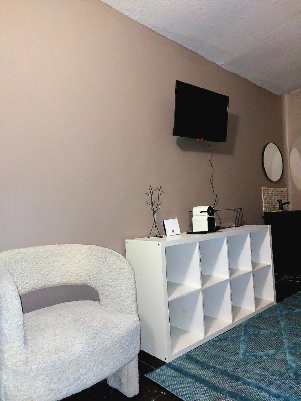 TV and multimedia, Living room, Seating area