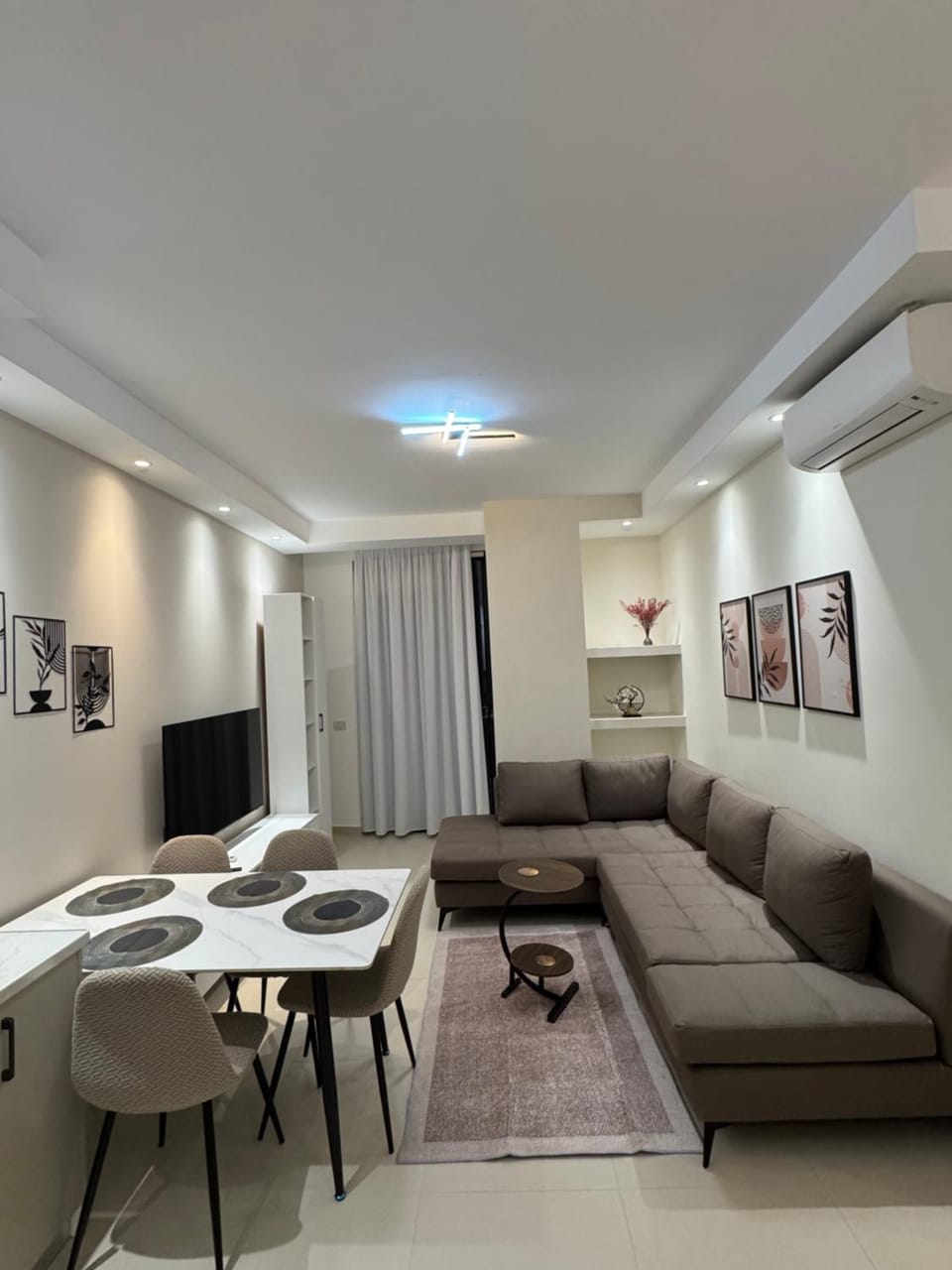 Living room, air conditioner
