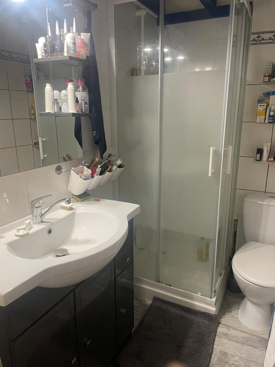 Shower, Toilet, Bathroom