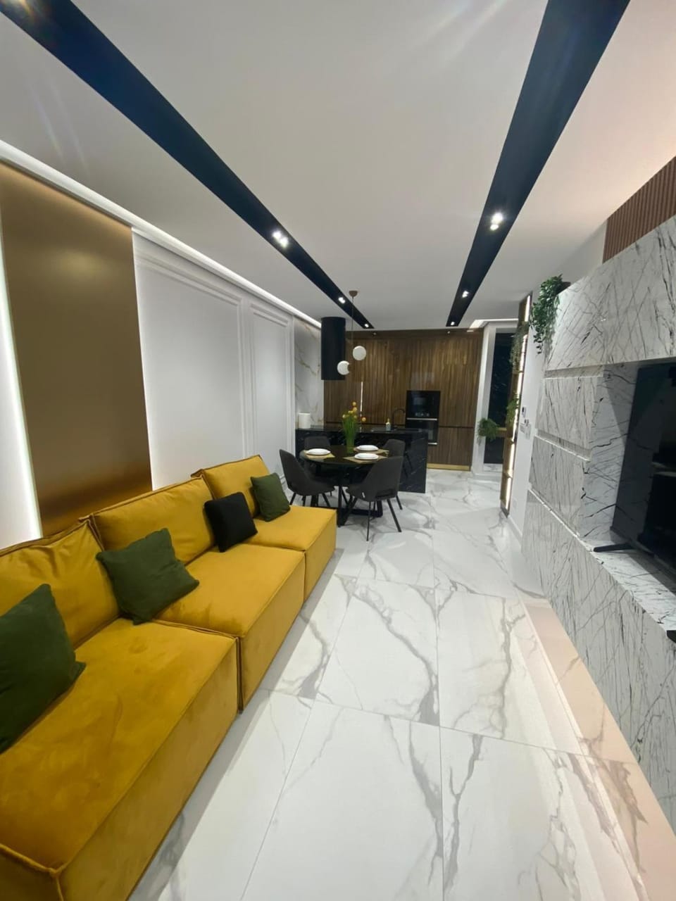 TV and multimedia, Living room, Seating area