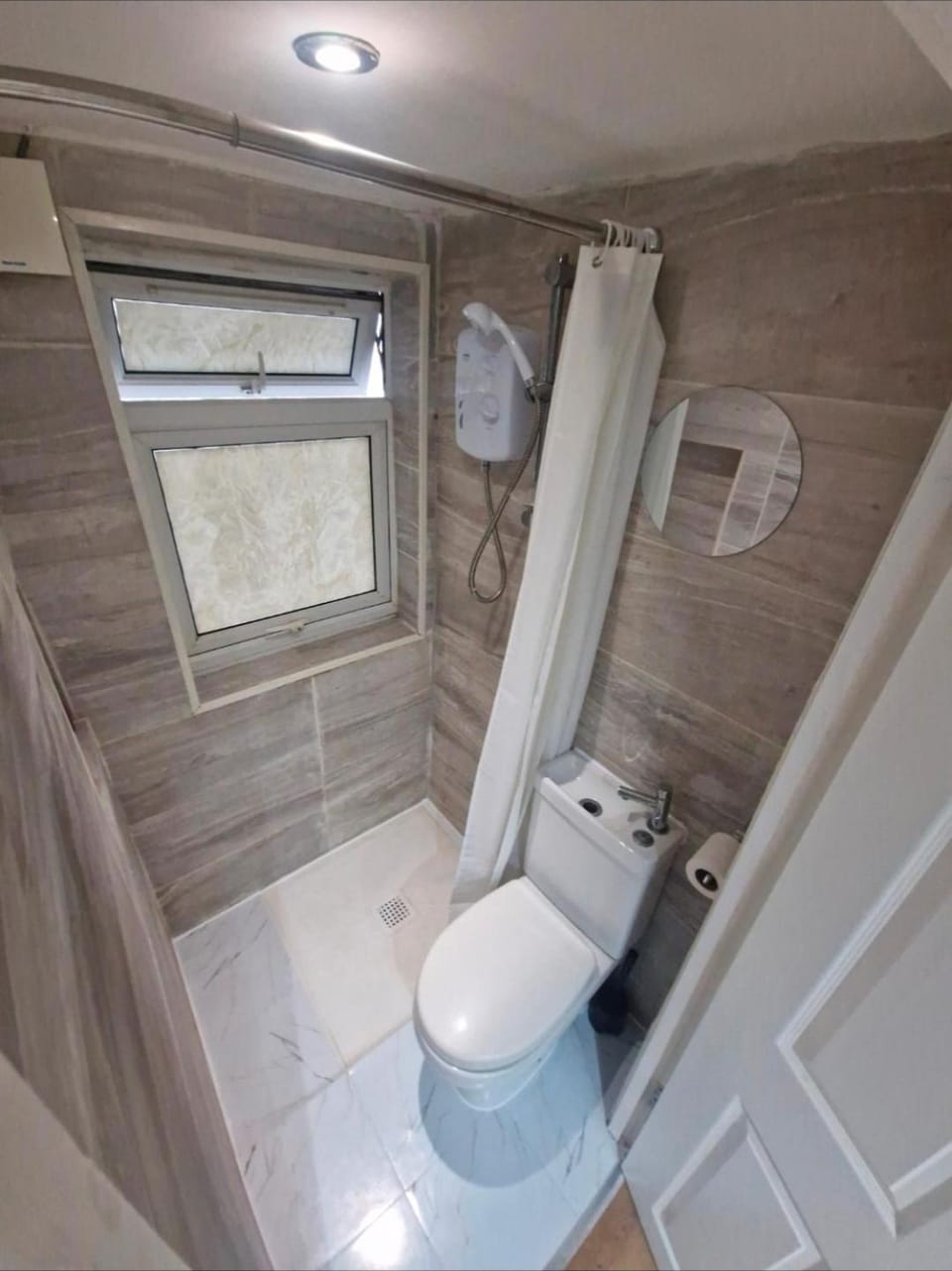 Studio Flat near Arsenal, One Stop from Eurostar Apartment in London Borough of Islington