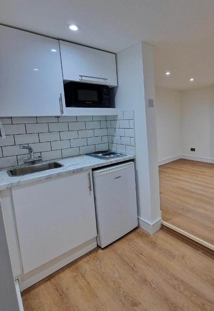 Studio Flat near Arsenal, One Stop from Eurostar Apartment in London Borough of Islington
