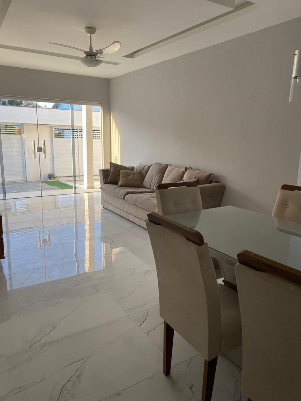 Araruama casa com Piscina, Area Gourmet, perto da lagoa e da praia House in Araruama