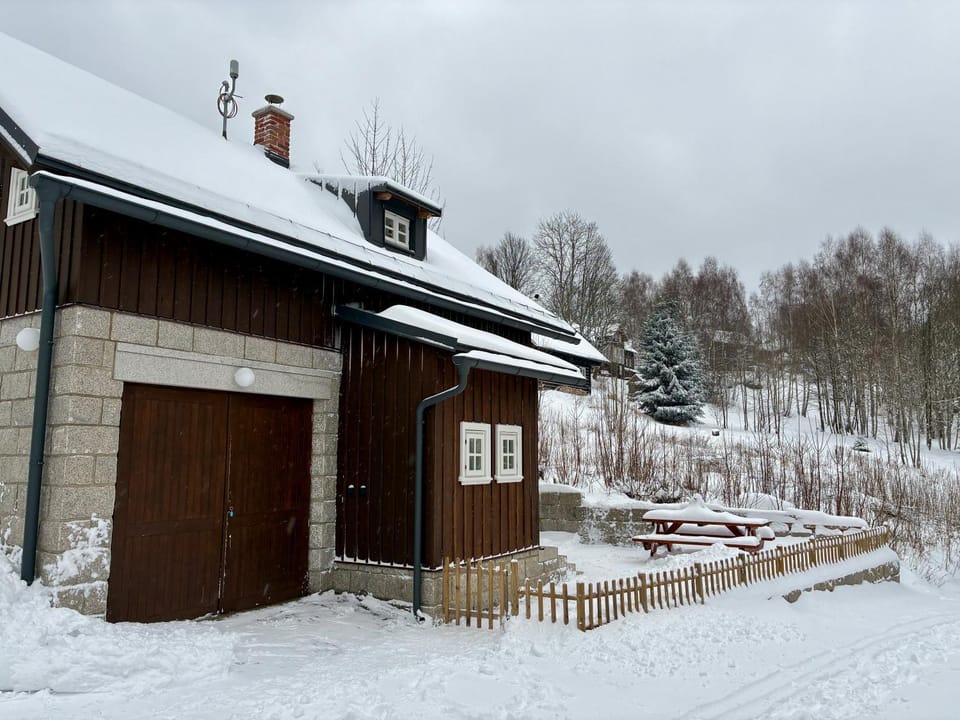 Property building, Winter, Garden, Seating area