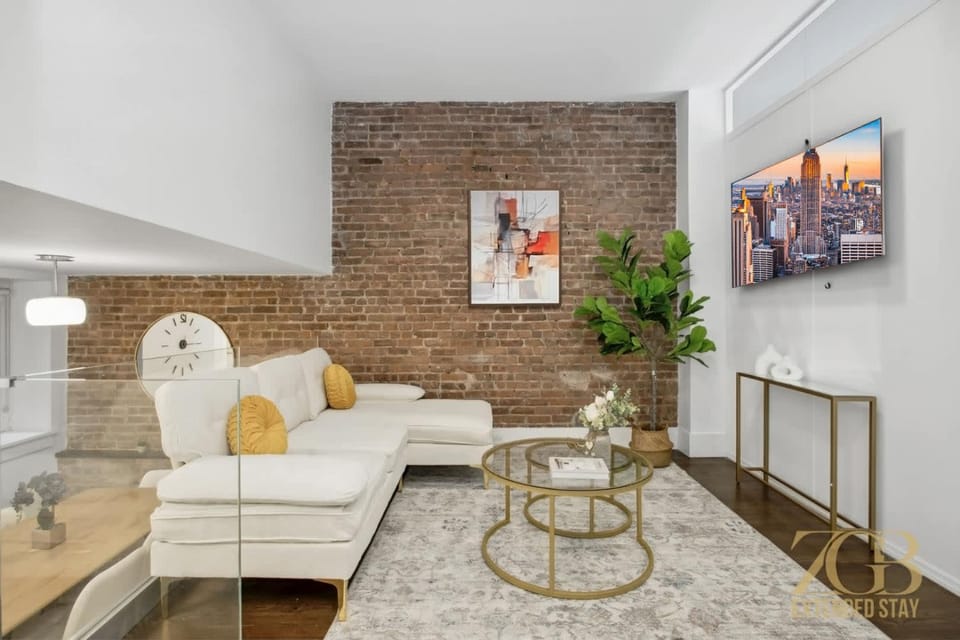 Gorgeous 2-Bedroom Retreat in the Upper East Side Apartment in Upper East Side