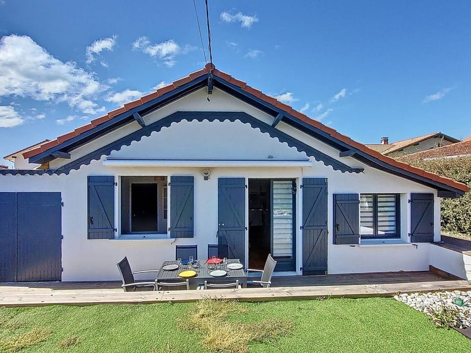 Villa à Vieux-Boucau pour 10 pers, proche océan, avec terrasse - FR-1-857-4 Villa in Vieux-Boucau-les-Bains