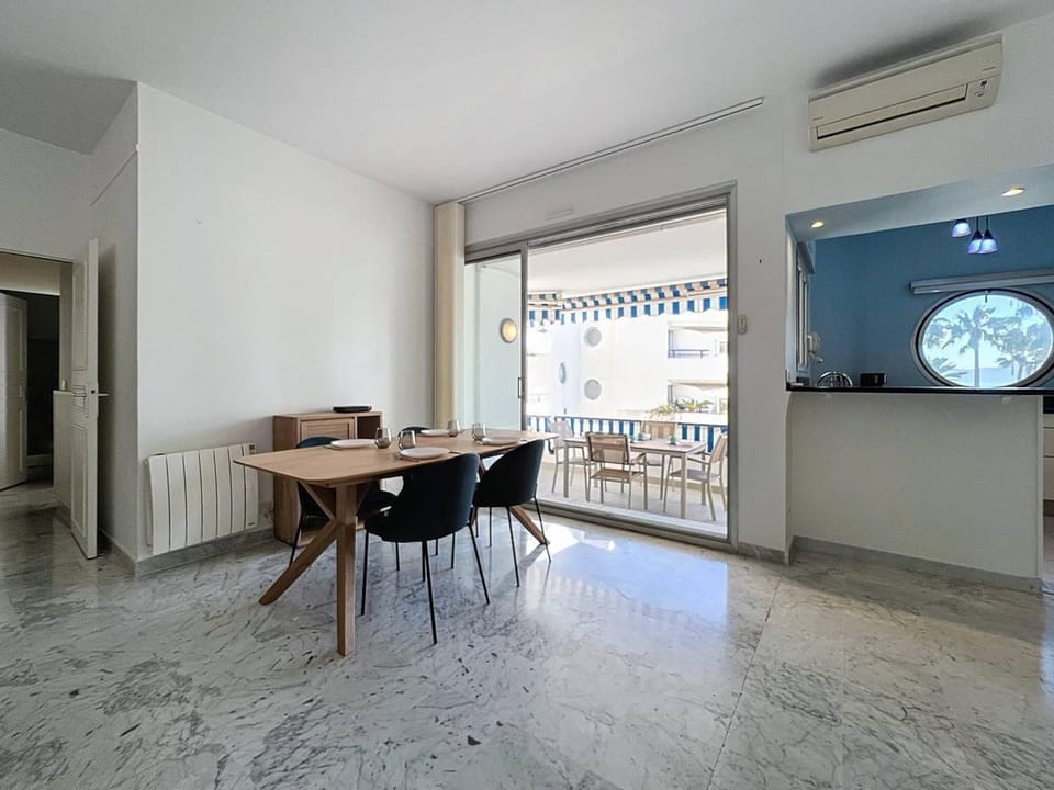 Appartement climatisé avec parking, 2 chambres à La Ciotat - FR-1-770-65 Apartment in La Ciotat