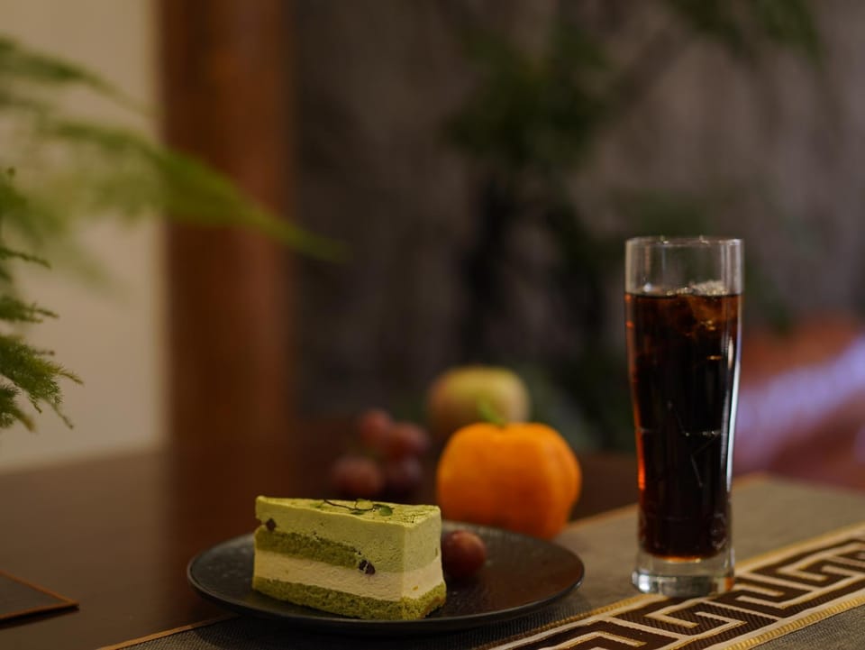 Property building, Food close-up