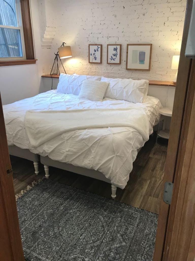 Brighton guest suite Apartment in Brookline
