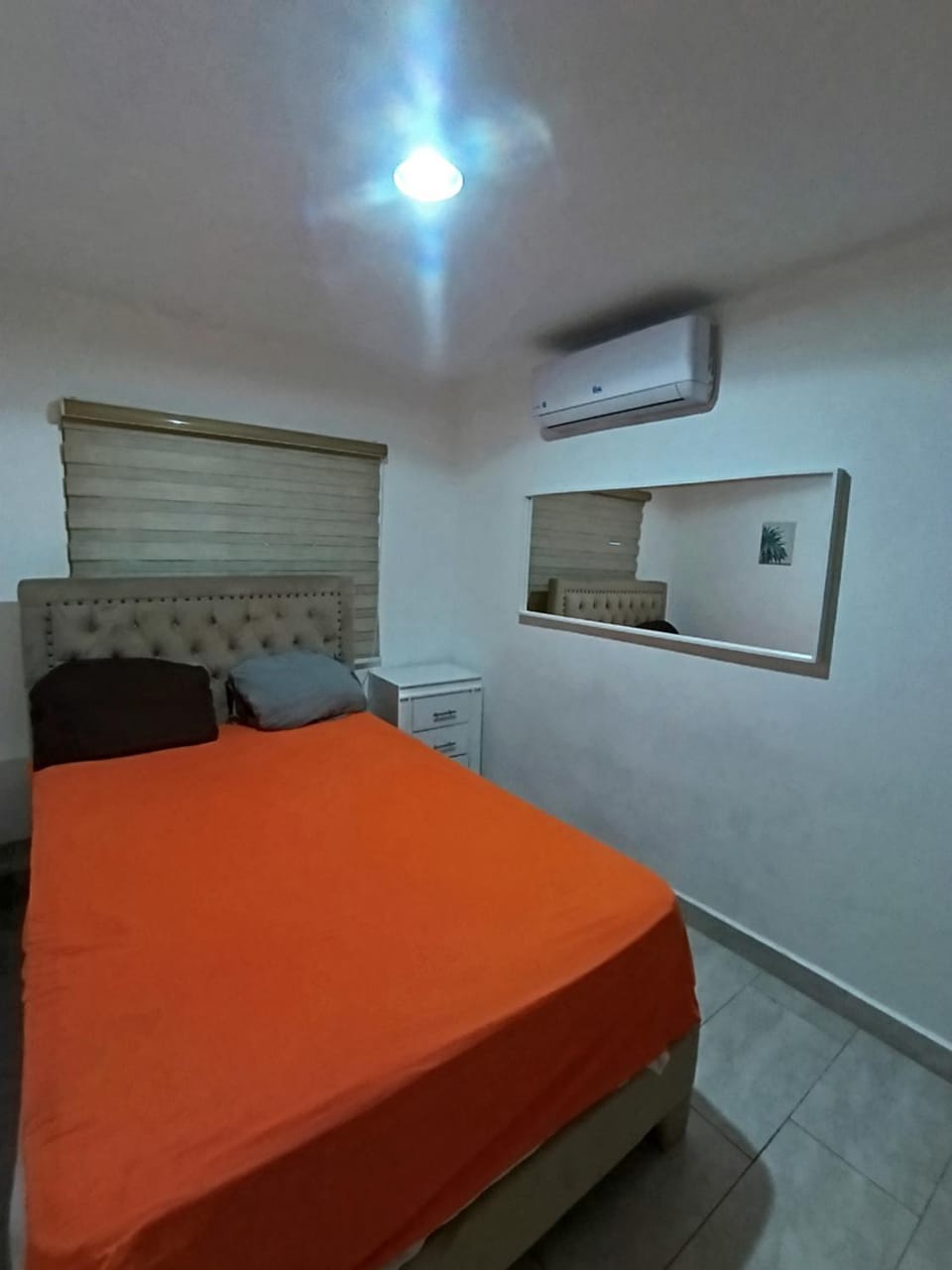 Bed, Photo of the whole room, Bedroom, air conditioner