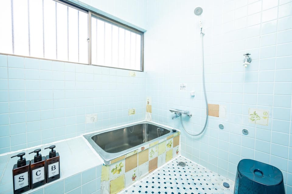 Bathroom, Bath