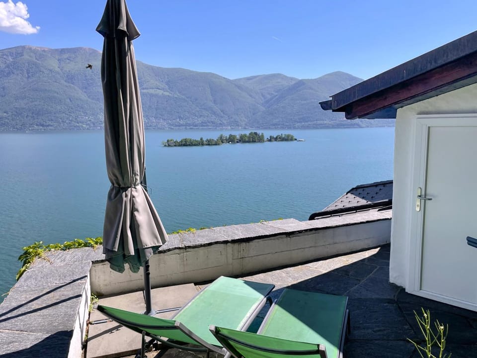 Al Paradiso by Fewotessin House in Ascona