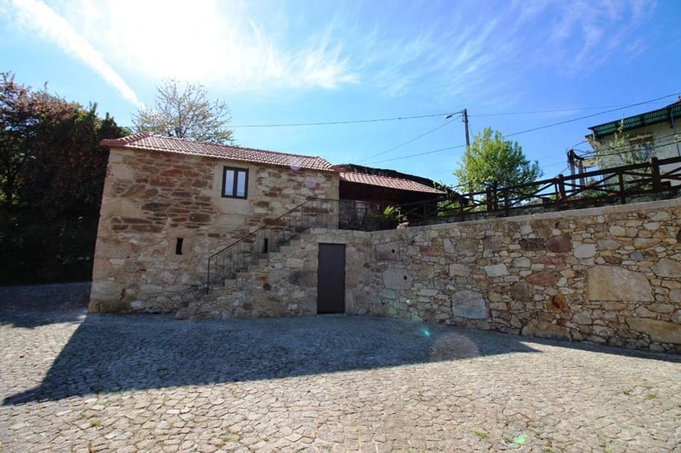 Casinha Pousafoles House in Aveiro District, Portugal