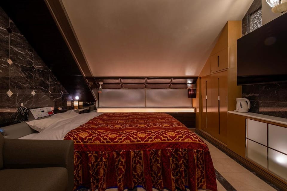 Charme Hotel, Romantic Hideaway in Central Tokyo Love hotel in Kanagawa Prefecture