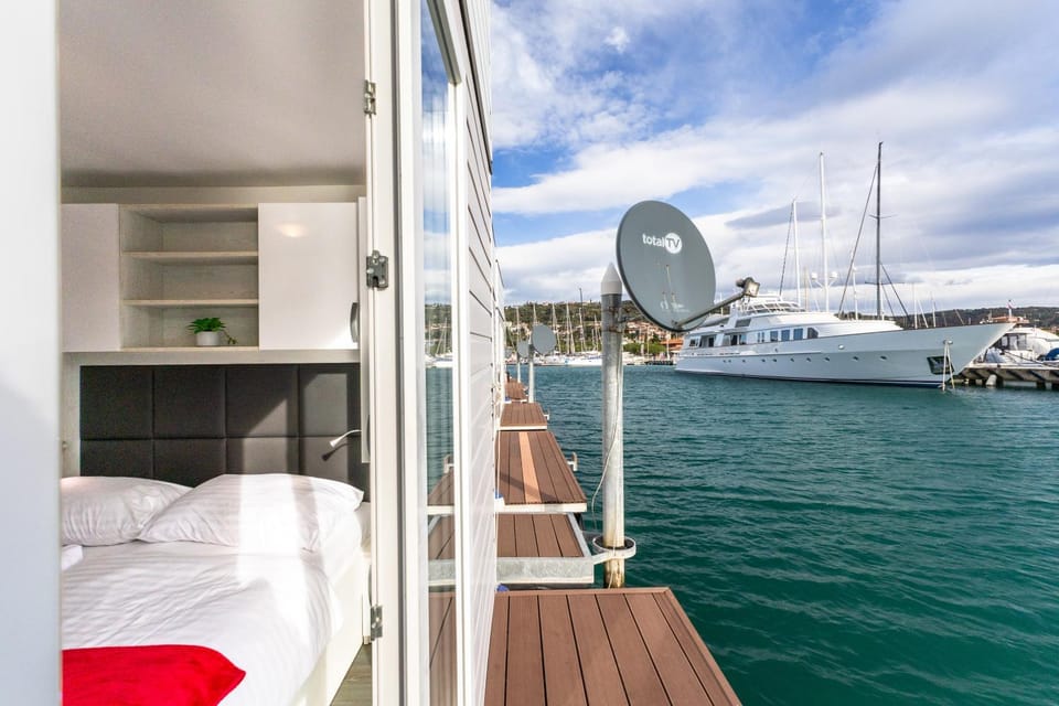 View (from property/room), View (from property/room), Balcony/Terrace, Balcony/Terrace, Bedroom
