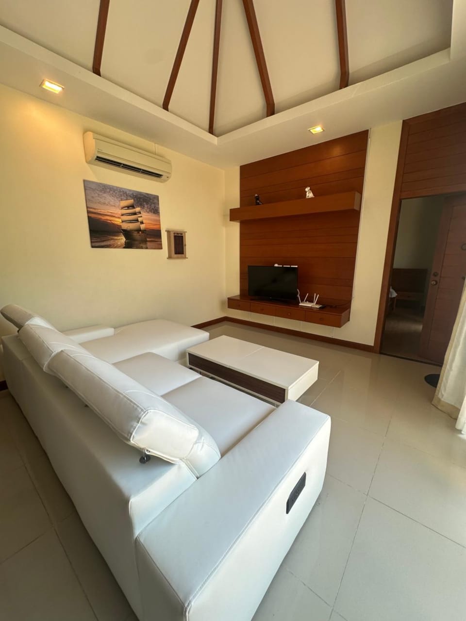 3 bedroom Vip Villa Rawai Phuket Villa in Rawai