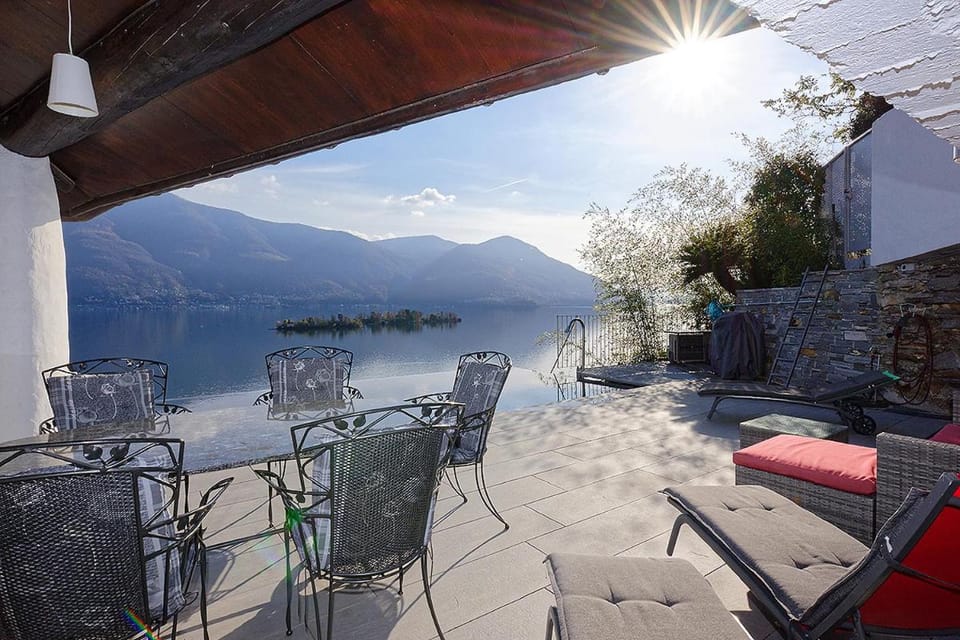 Casa Rondine by Fewotessin House in Ascona