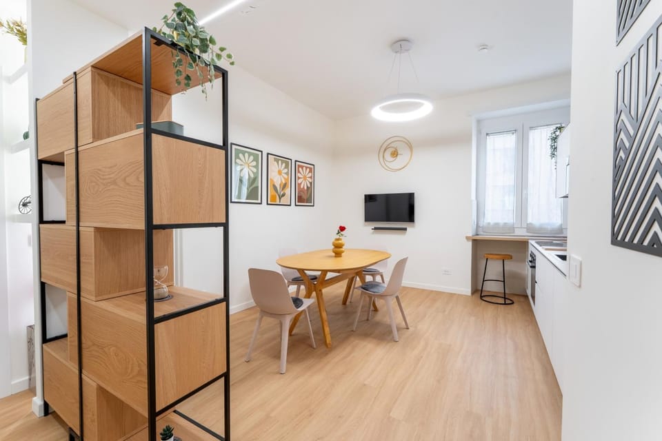 TV and multimedia, Kitchen or kitchenette, Dining area