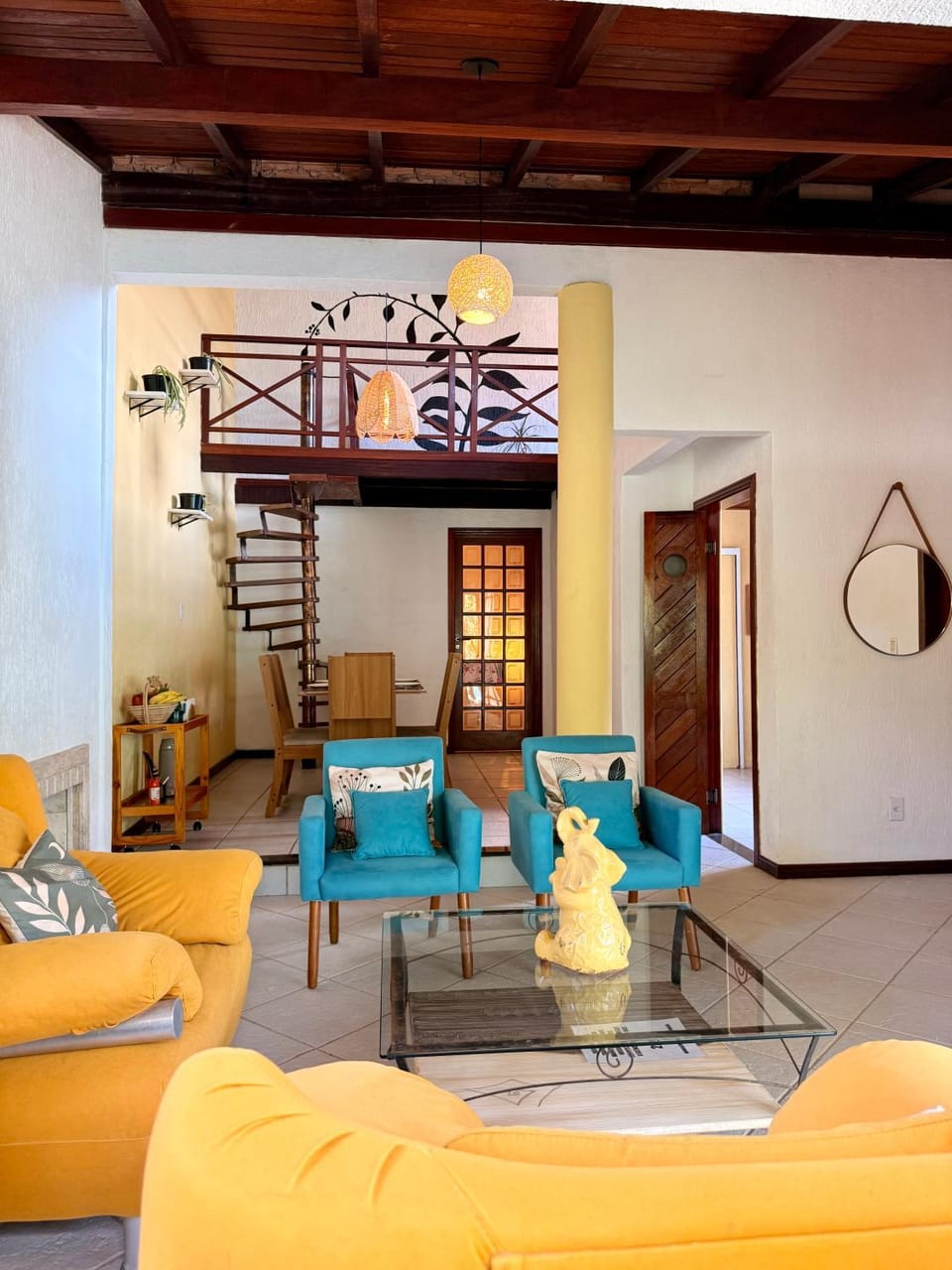 Living room, Dining area