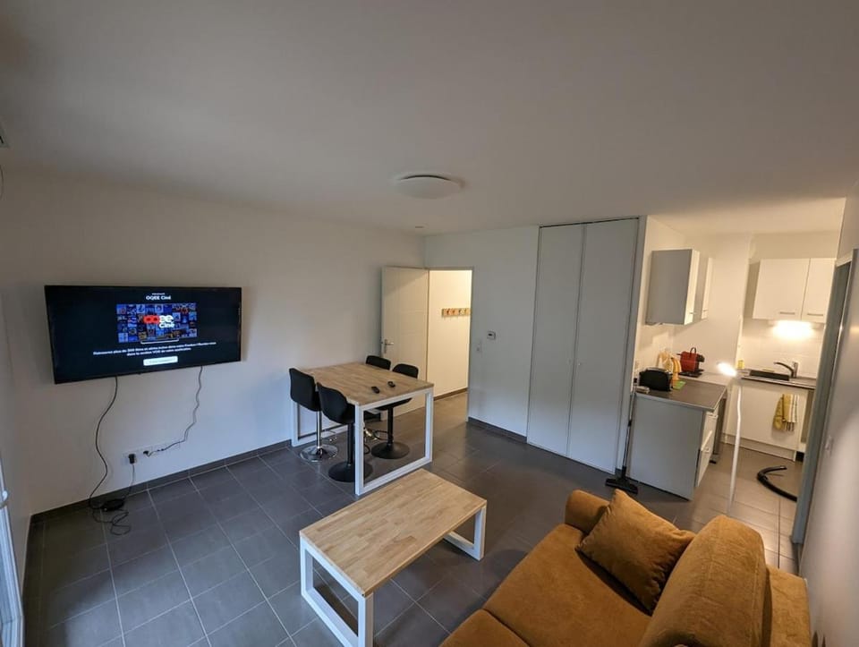 TV and multimedia, Living room