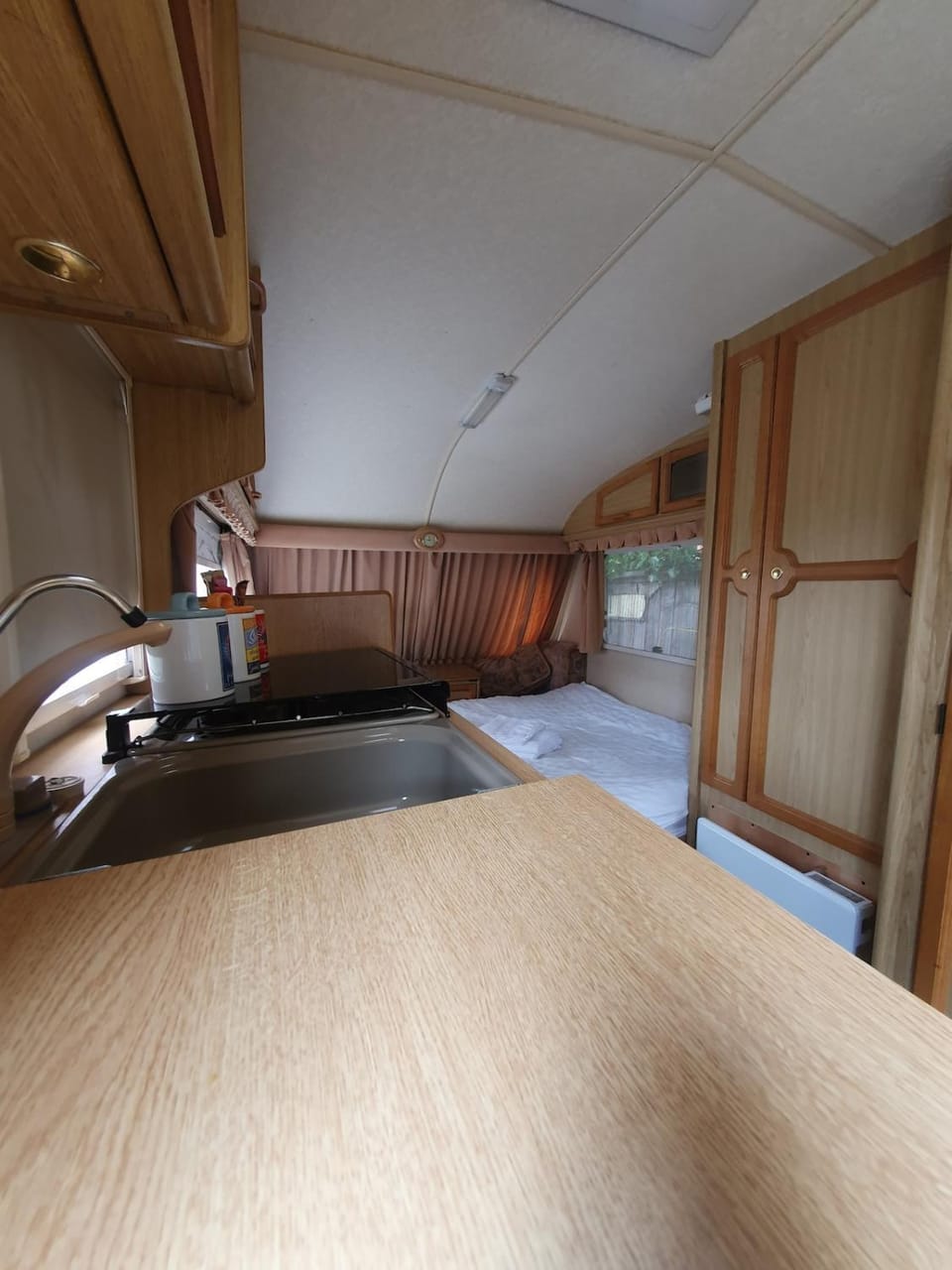 relax and enjoy in this cozy caravan Apartment in Enfield