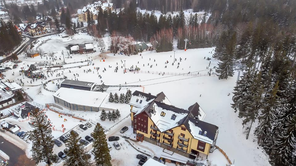 Bird's eye view, Skiing