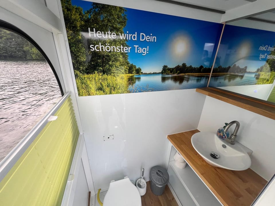 Hausboot Rollyboot Evolution 2 Apartment in Germany