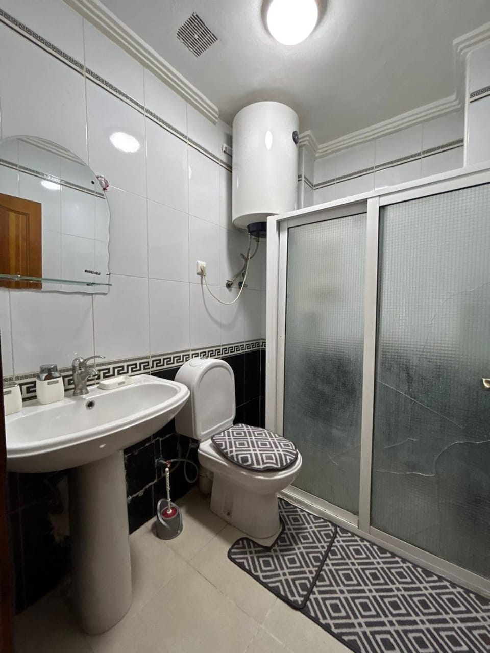 Shower, Toilet, Bathroom