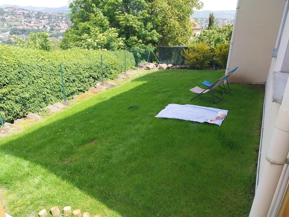 Spring, Natural landscape, Garden, Garden view, Mountain view, sunbed