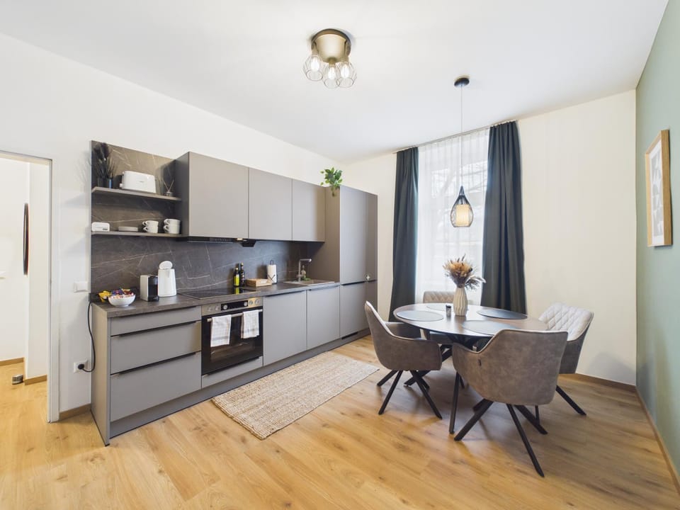 Kitchen or kitchenette, Dining area, Food, Food, kitchen, kitchen