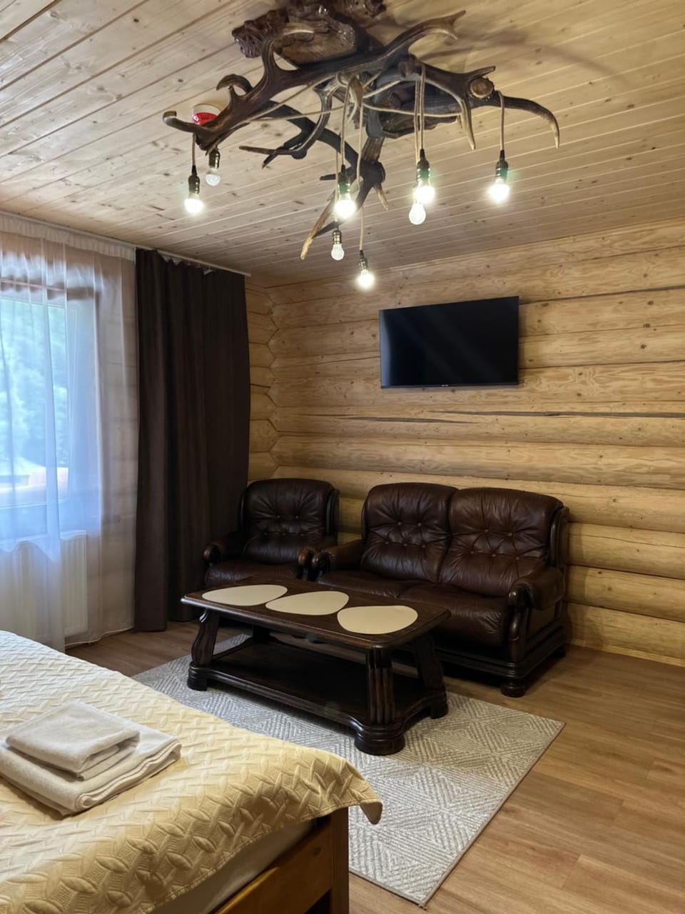 Photo of the whole room
