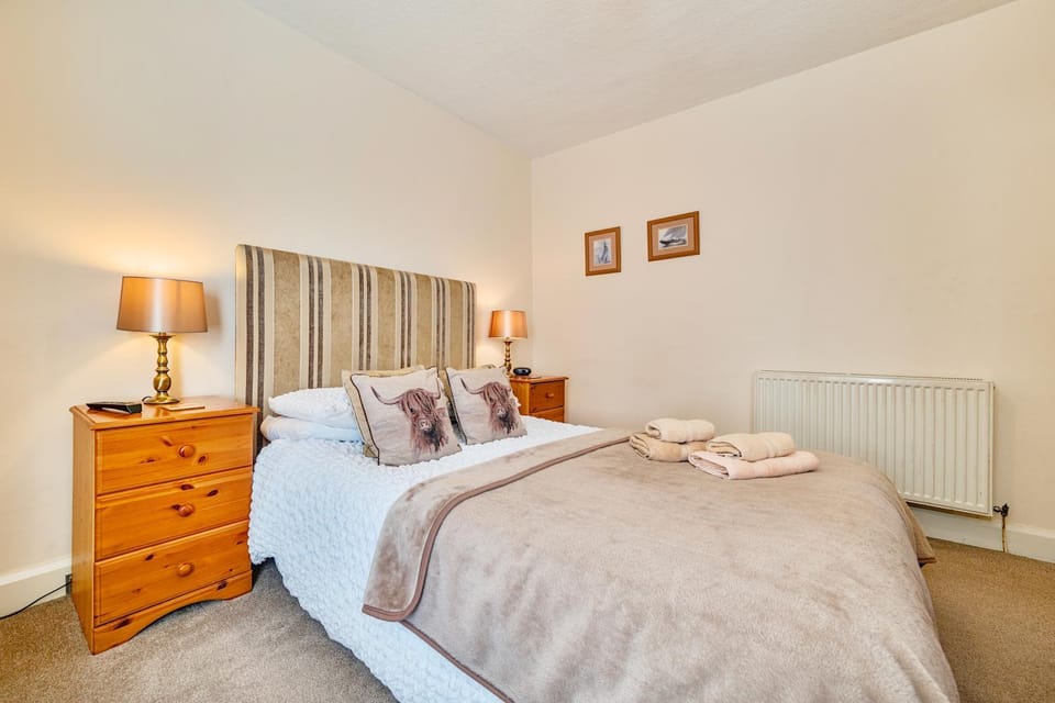 Bed, Bedroom, wardrobe