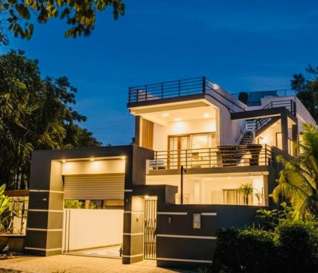 Property building, Balcony/Terrace