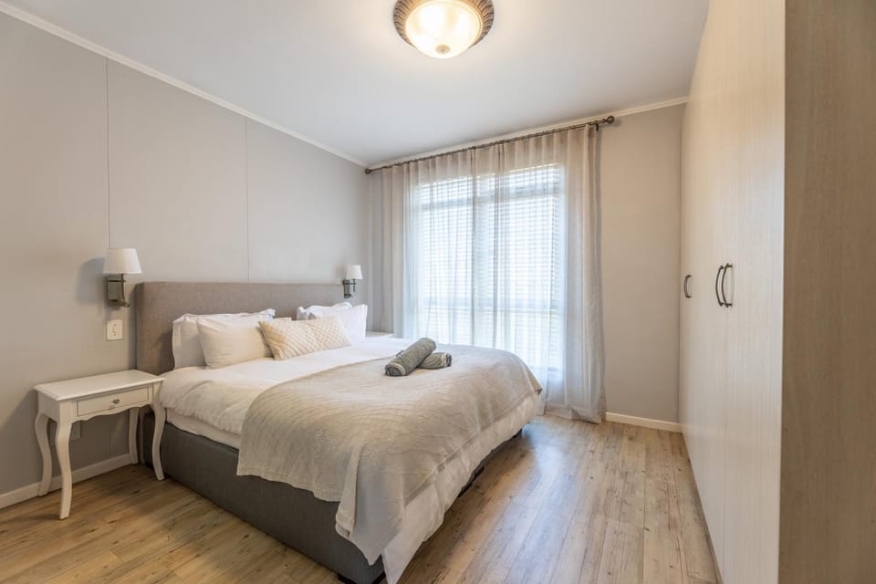 Portifino on lake 221 The Island Club Apartment in Cape Town