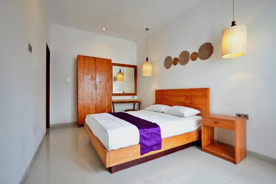 NR Villa, 2 Bedroom Villa Kerobokan Villa in North Kuta