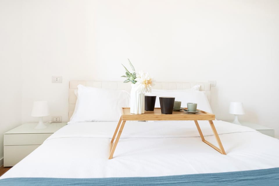 Easylife - Milan - Soperga 44 P5 - Central Apartment in Milan