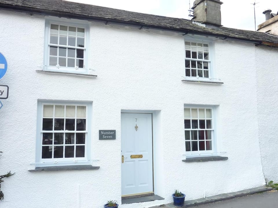 Property building, Facade/entrance, Street view