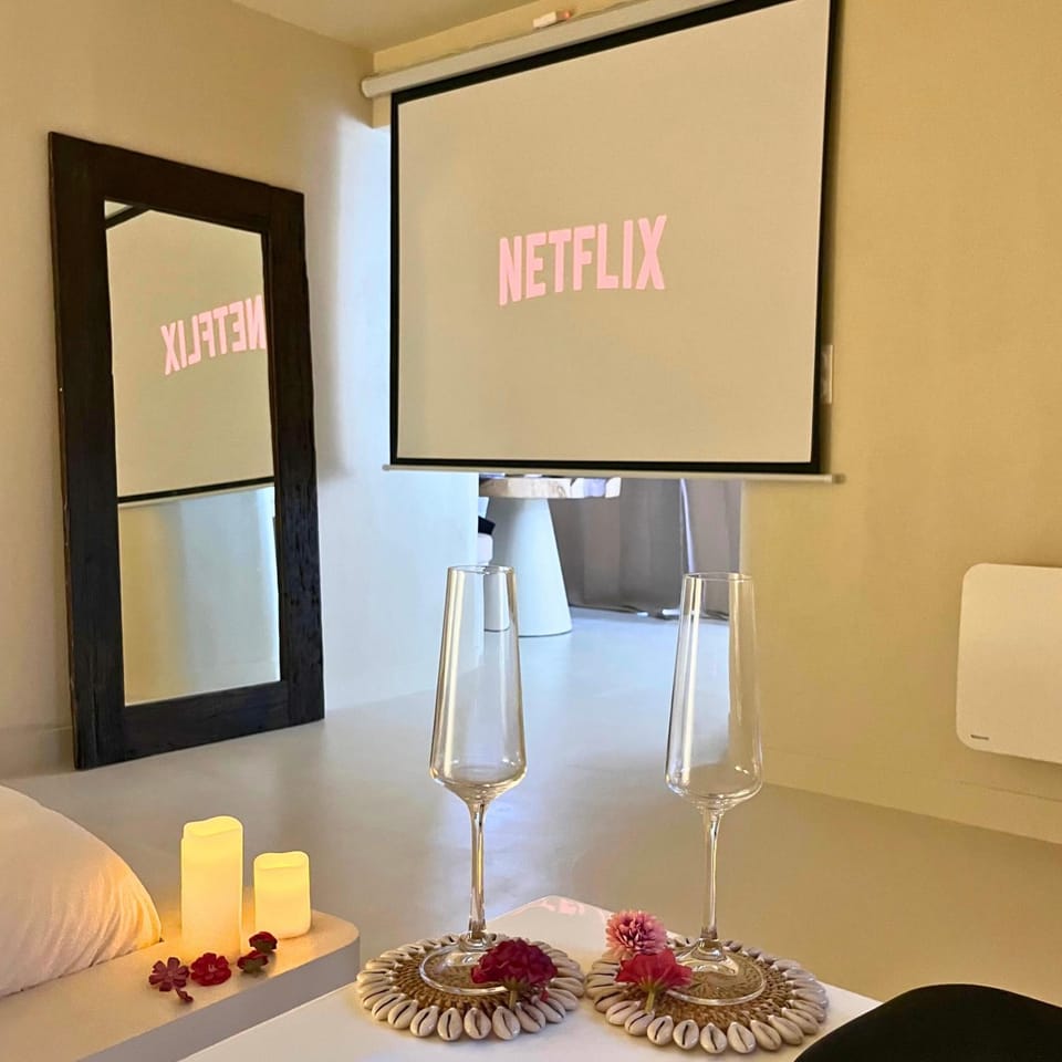 TV and multimedia, Bedroom
