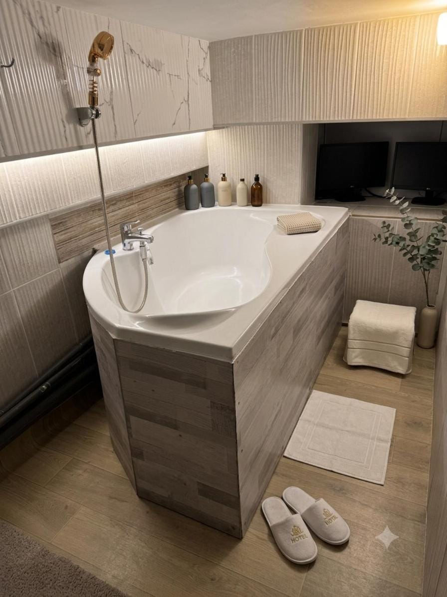 Central Luxury Studio Apartment in Chișinău