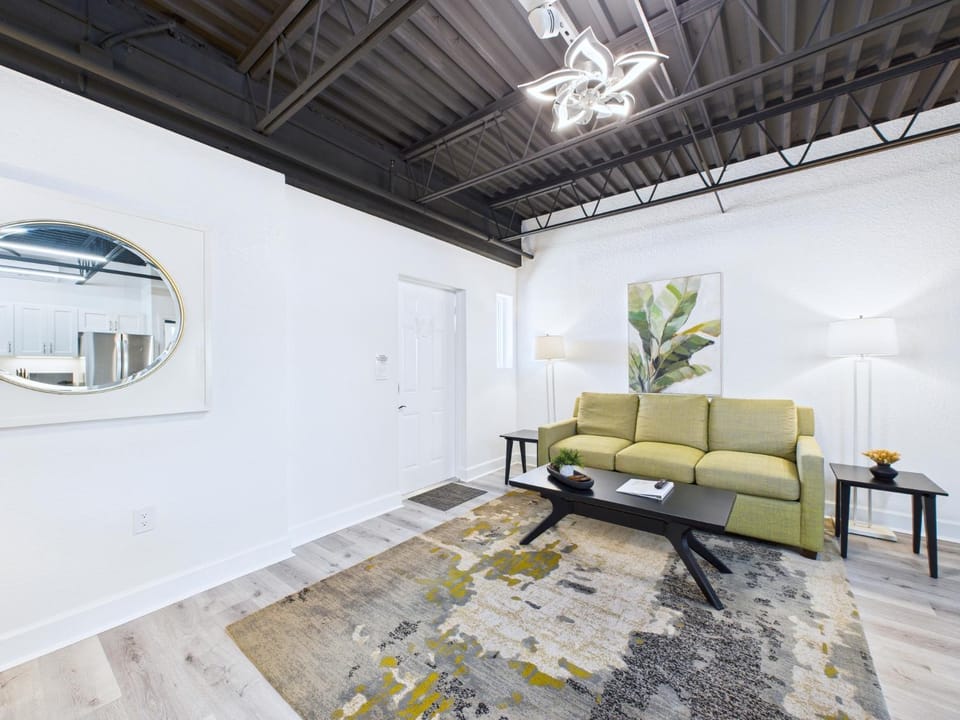 Modern Loft near Port, Beach, & Dining -Unit 201 Hotel in Cape Canaveral