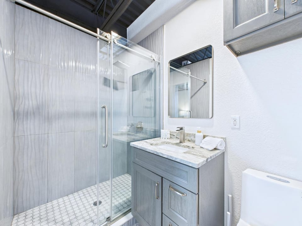 Minutes to Port! Loft Near Dining & Fun -Unit 207 Hotel in Cape Canaveral