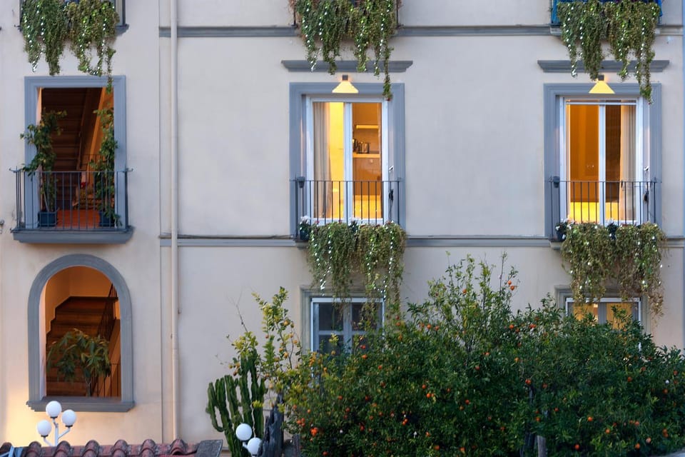 Property building, Facade/entrance