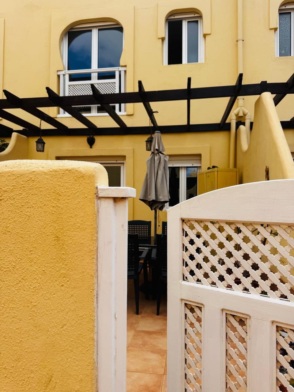 Patio, Facade/entrance