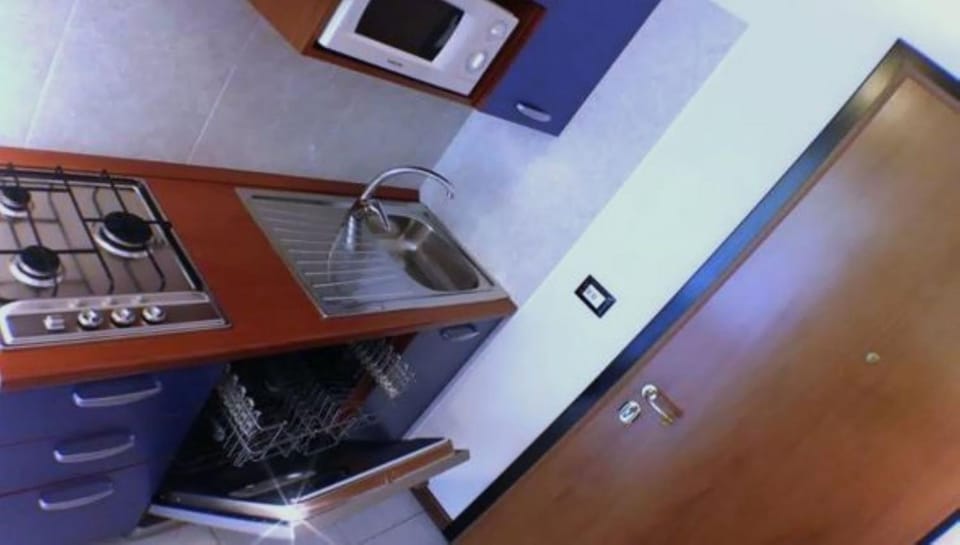 microwave, kitchen