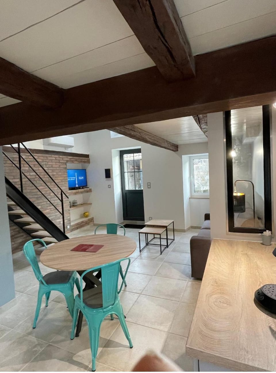 Loft en centre-ville 900m cure House in Jonzac