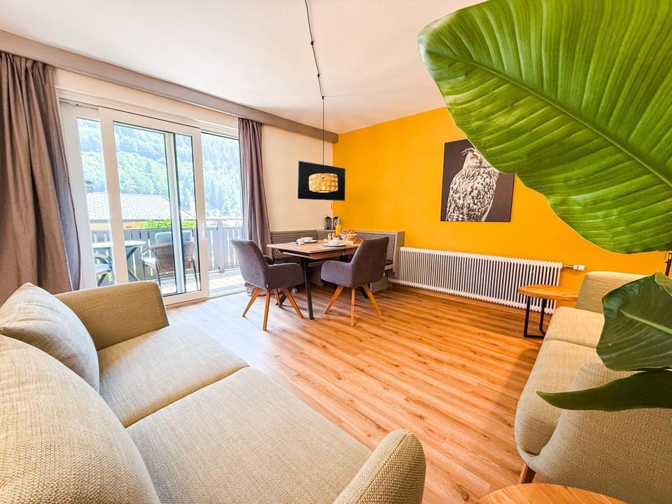 Living room, Seating area, Dining area