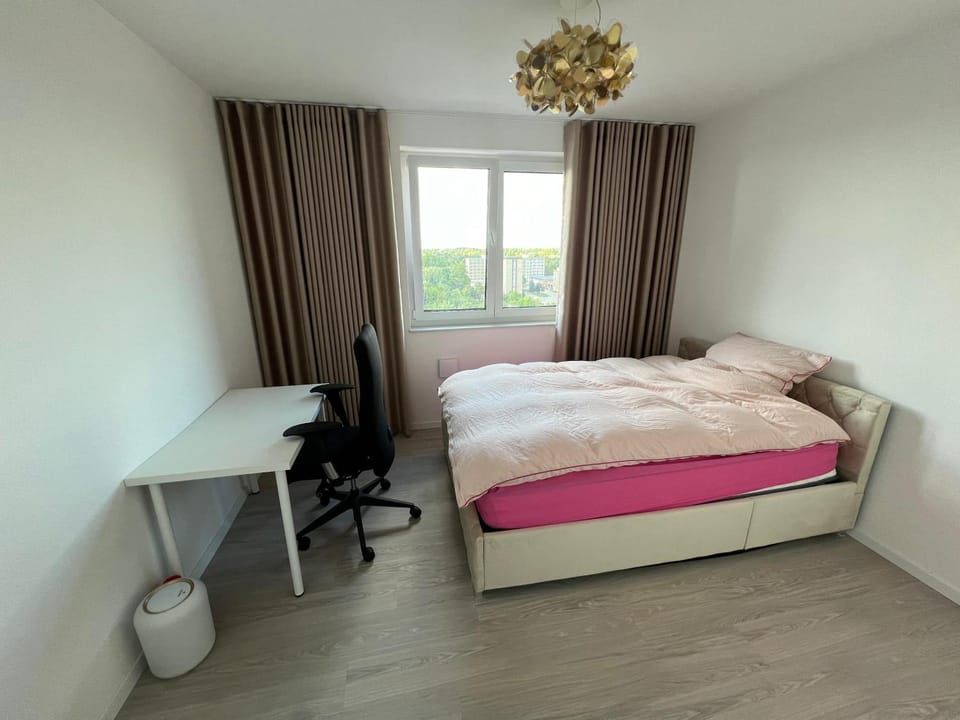Premium and city close, Top transport links Vacation rental in Berlin