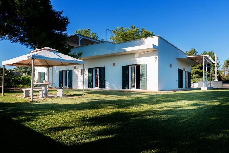 Property building, Garden, Garden view