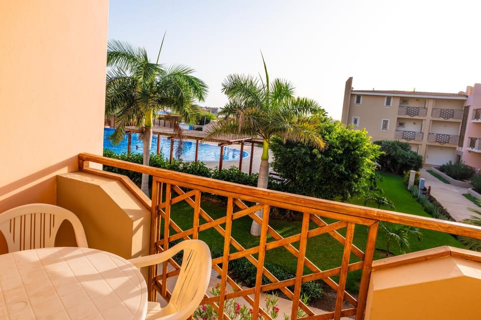 Tropical Nights Apartment in Santa Maria